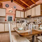 Iokasti House Ipsos Corfu *